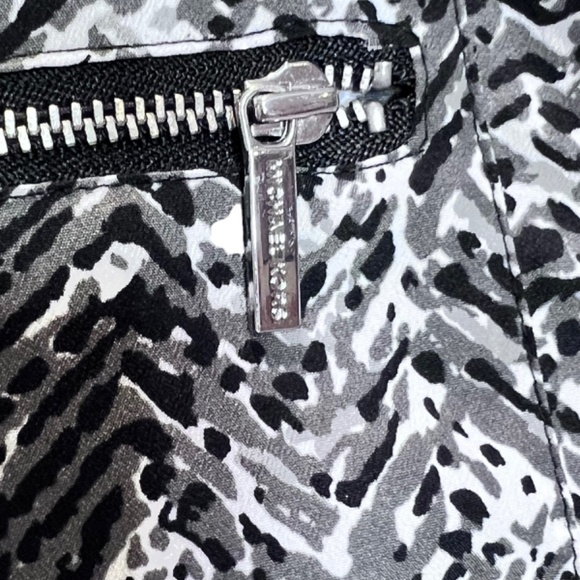 MICHAEL Michael Kors Half Button Down Roll Up Sleeve Top - Picture 7 of 13